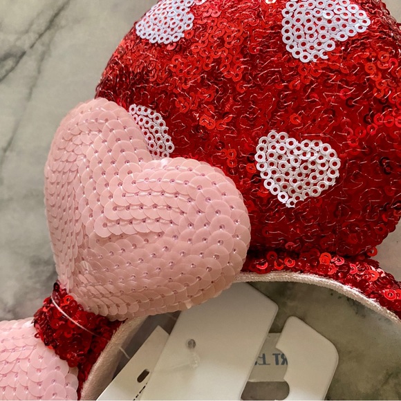 ::: SOLD ::: Disney Valentines Day Red White Hearts Sequins Minnie Ears - Picture 3 of 4